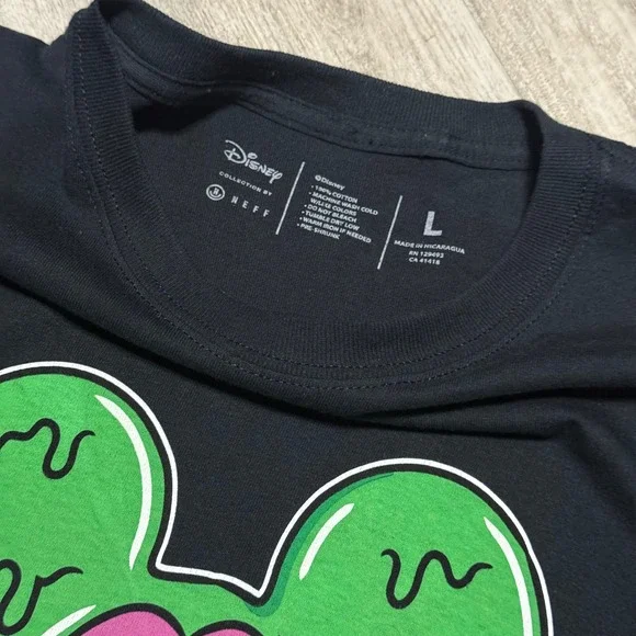 Disney NEFF Mickey Mouse Ice Cream Graphic Black Mens T-Shirt - Picture 2 of 3